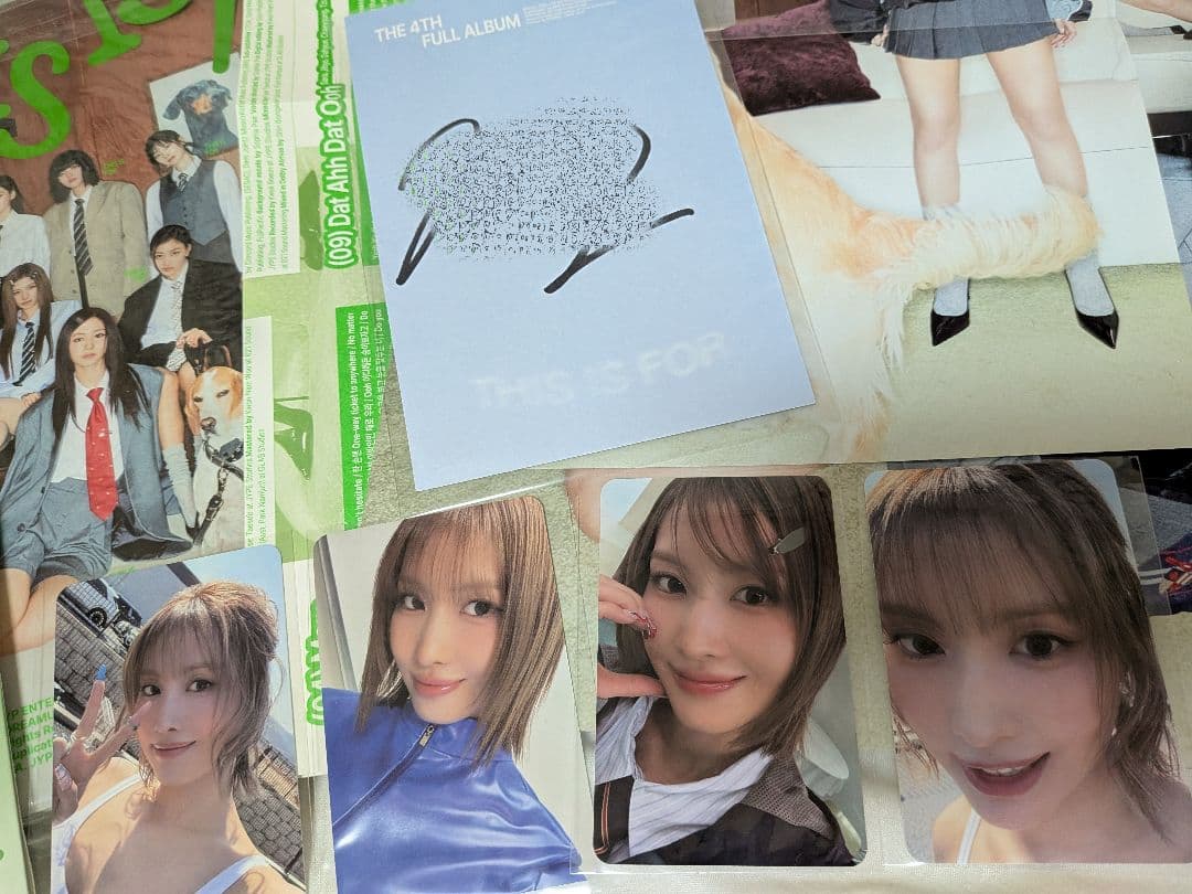 TWICEモモサイン入りThisisForアメリカ版