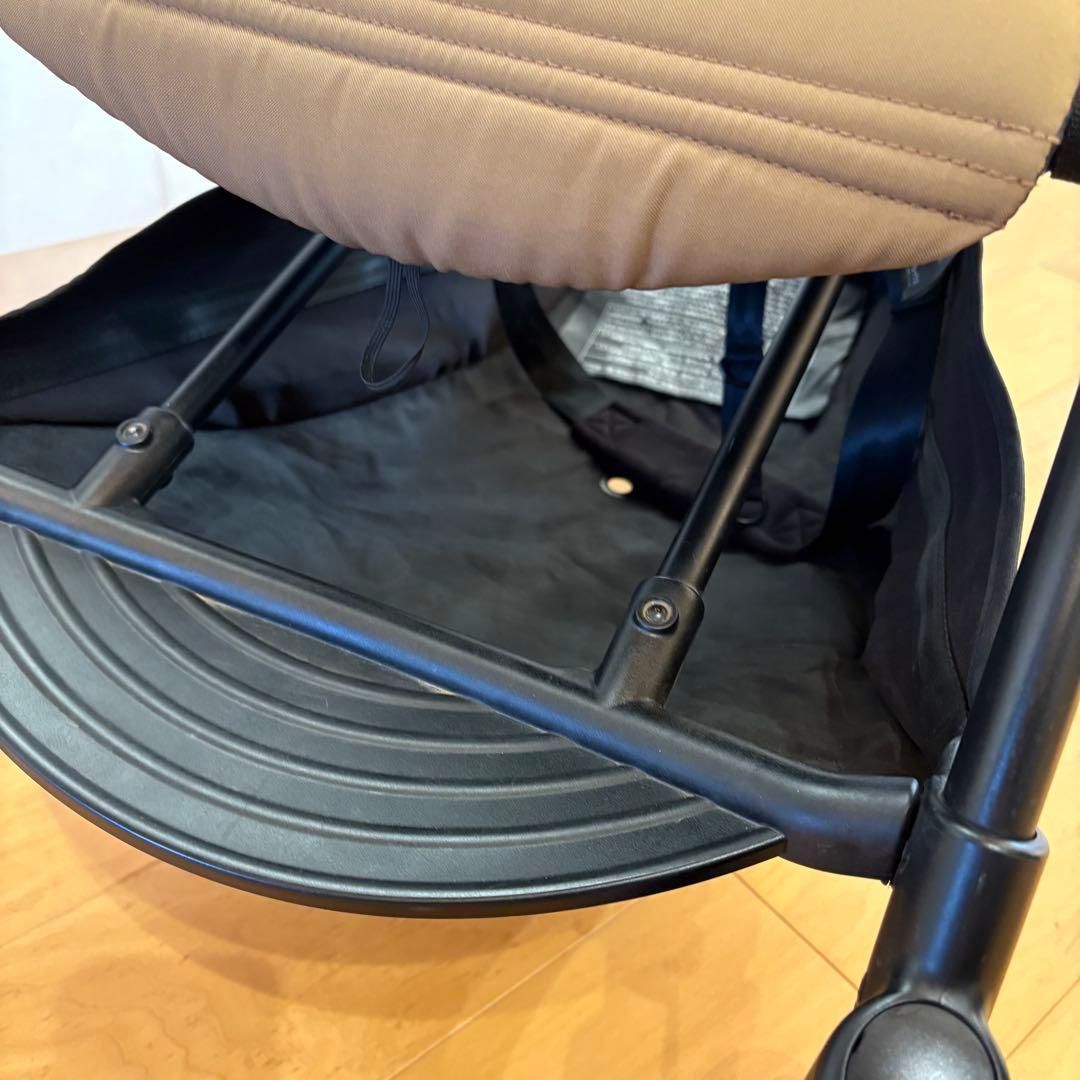 babyzenyoyo6+ ブラックフレーム　トフィー