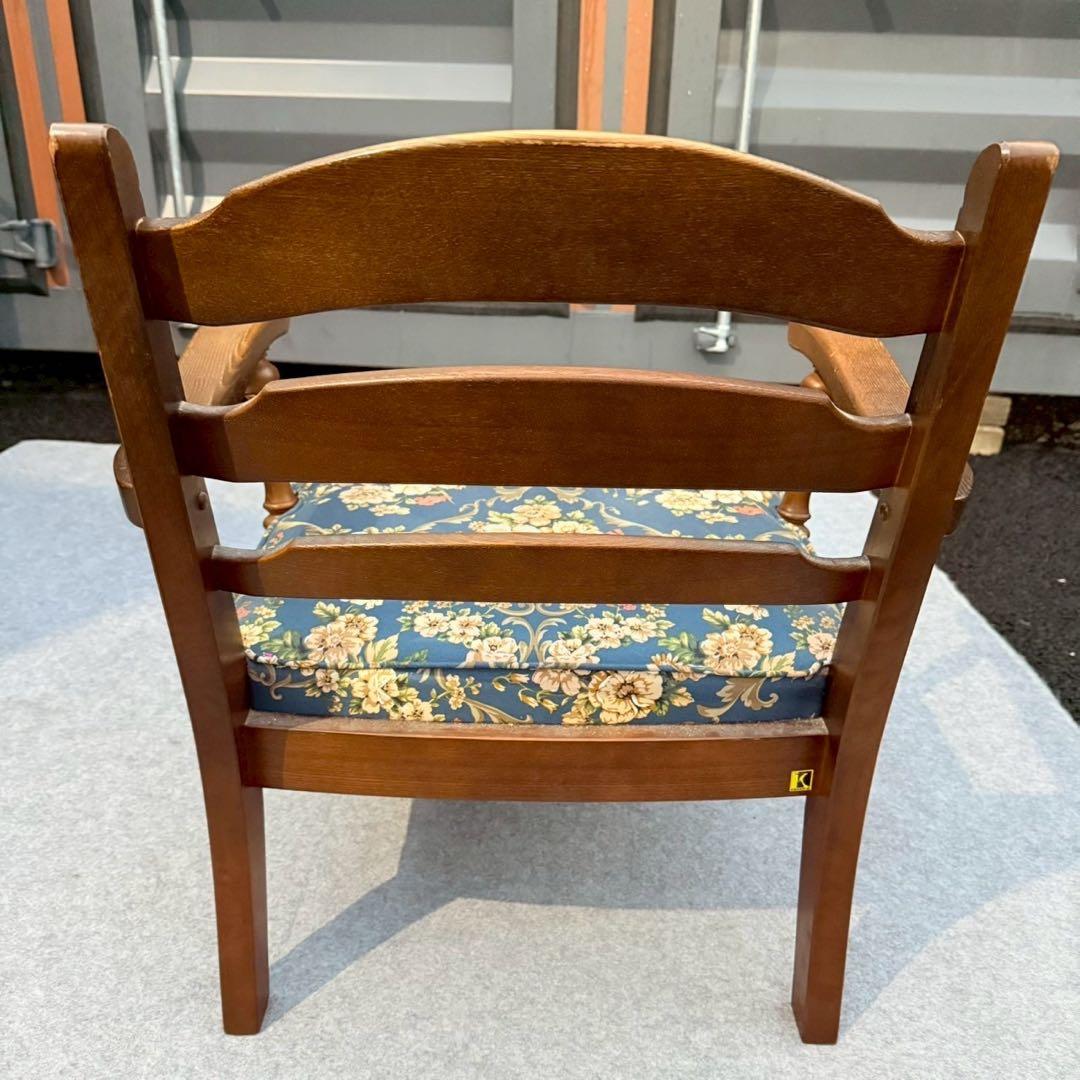 【飛騨産業 キツツキ】花柄 木製アームチェア クラシックチェア キャスターなし