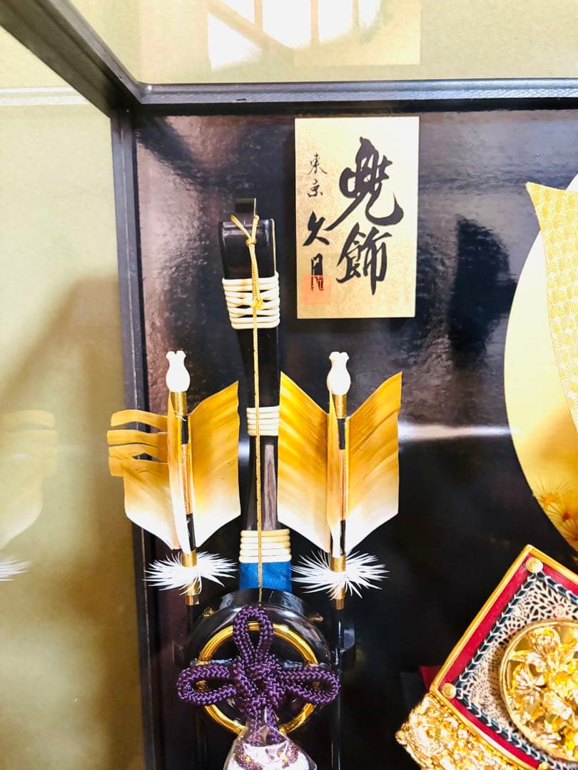 兜飾り　鷹　カッコいい　五月の節句　ガラスケース付き