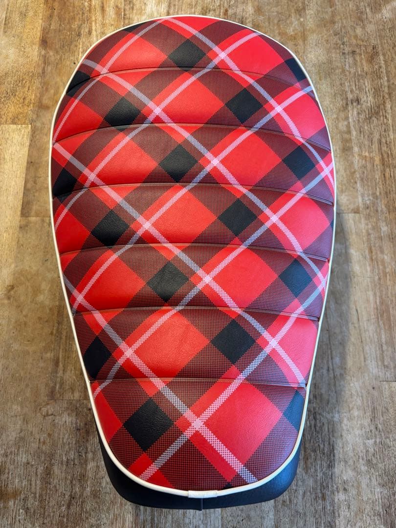 モンキー125 ホンダ 純正シート ステー付き　新品未使用