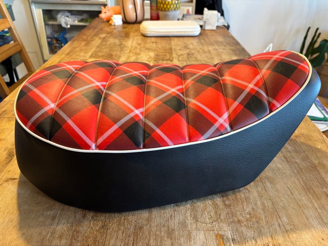 モンキー125 ホンダ 純正シート ステー付き　新品未使用