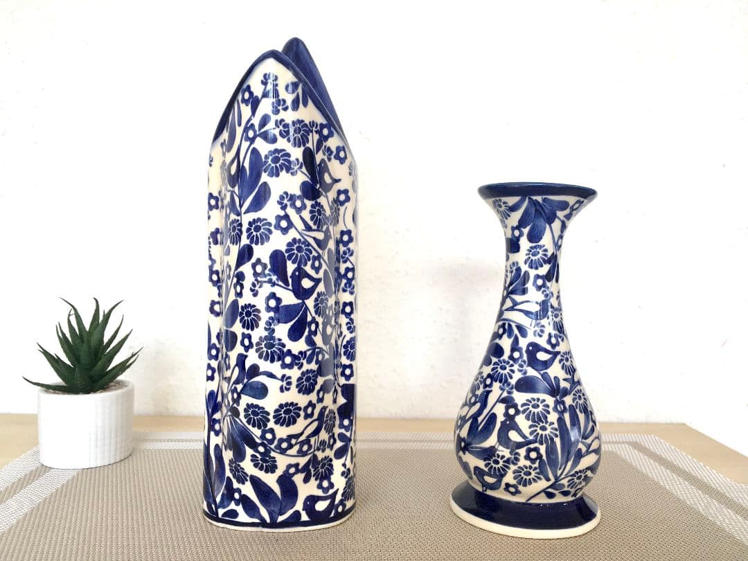 新品　ポーランド食器　お洒落な形の花瓶　ティルチ　TRYCZ　ハンドメイド　陶器