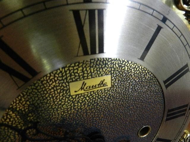 ドイツ「ＭＡＵＴＨＥ」社ゼンマイ式置時計（１５分ウエストミンスターチャイム）