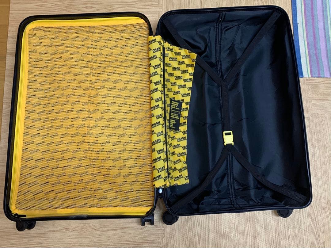 【期間限定お値下げCRASH BAGGAGEクラッシュバゲージイエローLサイズ】