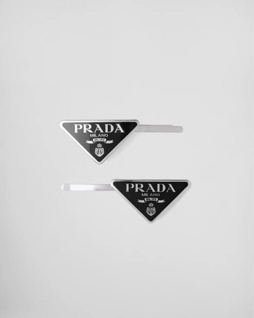 PRADA メタル ヘアピン ブラック