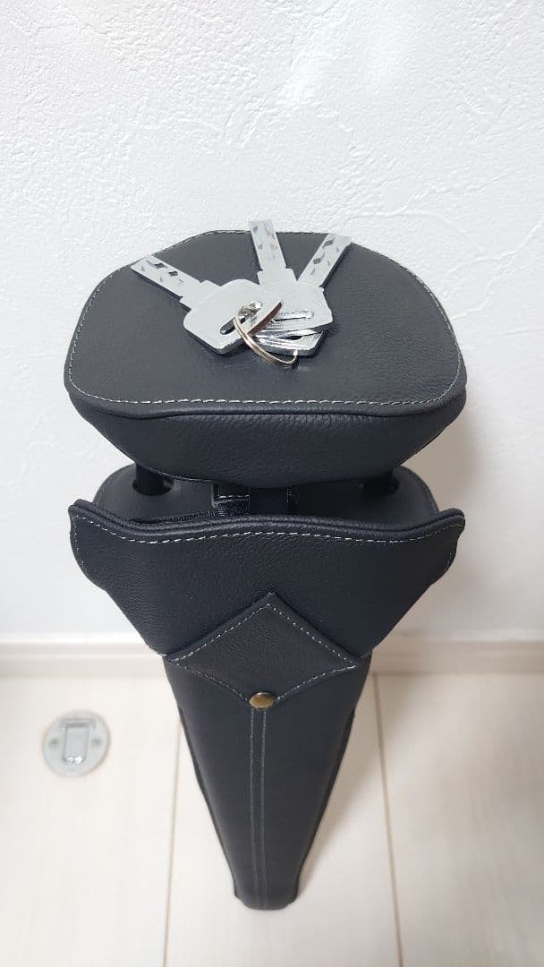 トムス ステアリングロック 45300-TS001 盗難防止