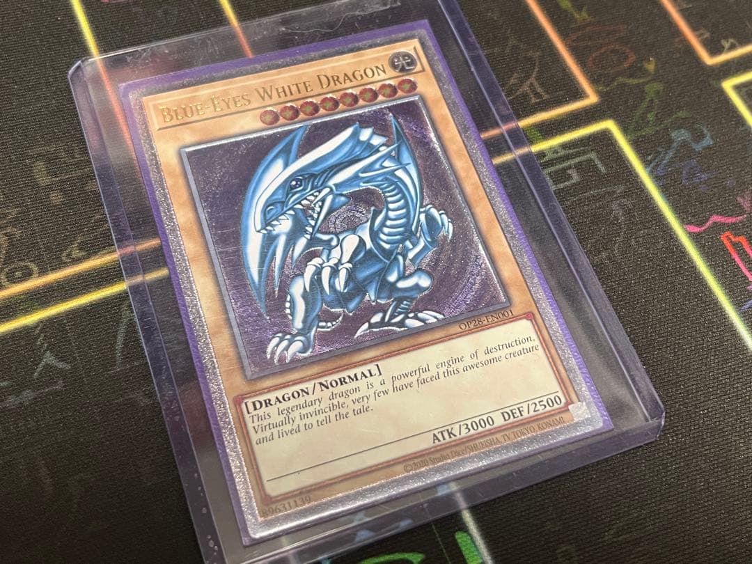 遊戯王英語版EU版 青眼の白龍 レリーフOTS