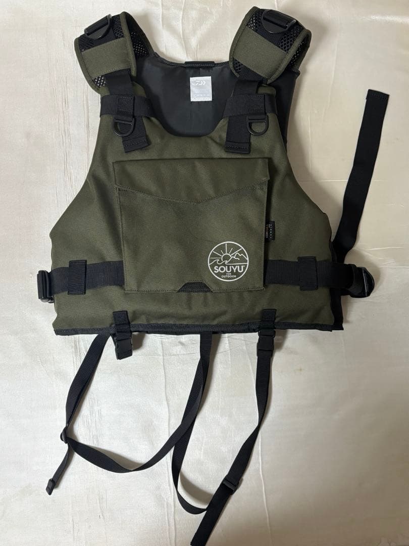 DAIWA SOYUU STICKライフジャケット