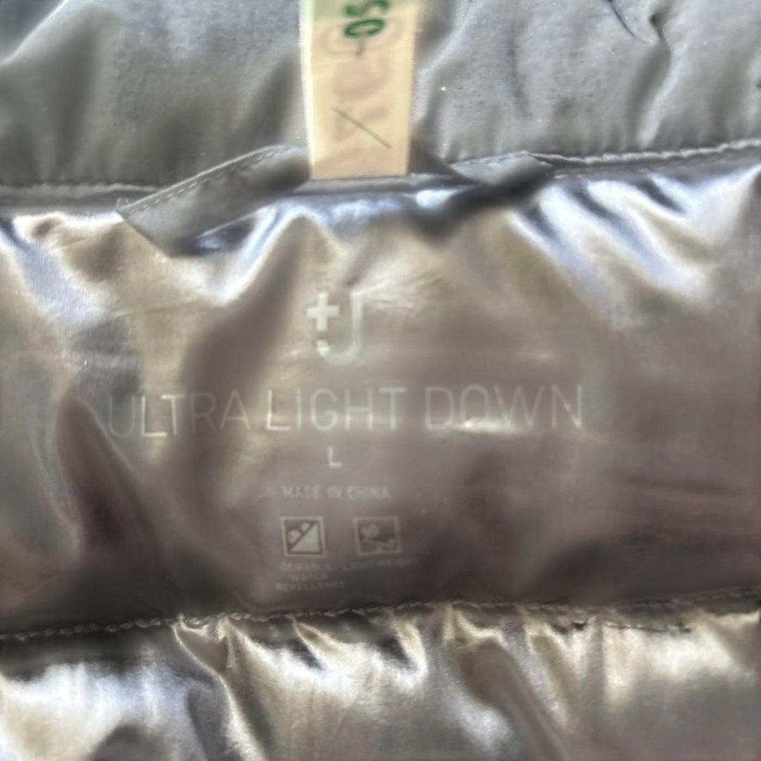 ユニクロ　➕J ウルトラライトダウンフーデットコート