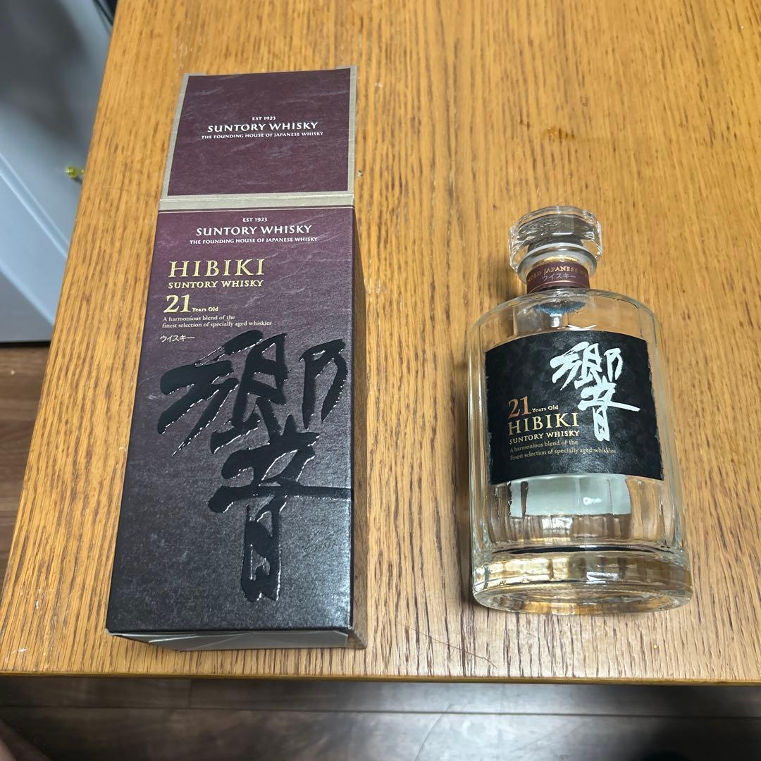 Hibiki 21年 ウイスキー 750ml 箱入り 空瓶と箱になります。