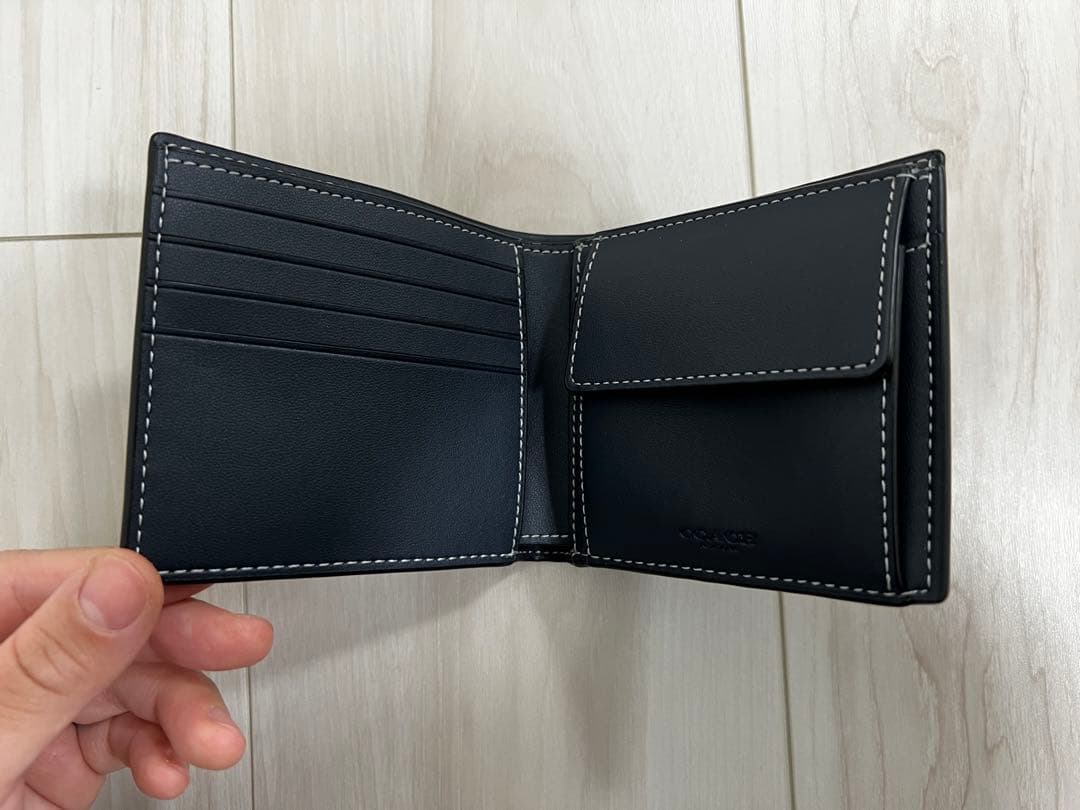 新品未使用　正規品 メンズコーチ　CH132QBMQ 二つ折り財布　ブルー