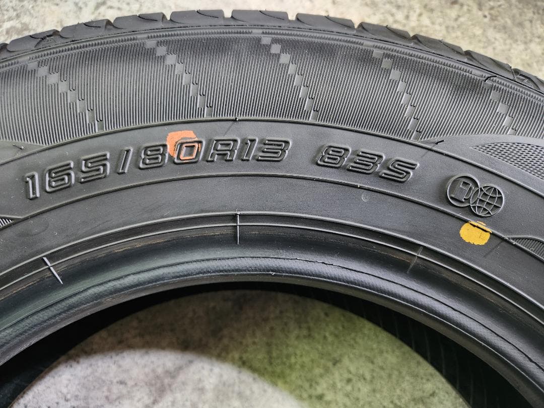 送料込☆2024年製 ダンロップ タイヤ 165/80R13 日本製☆4本