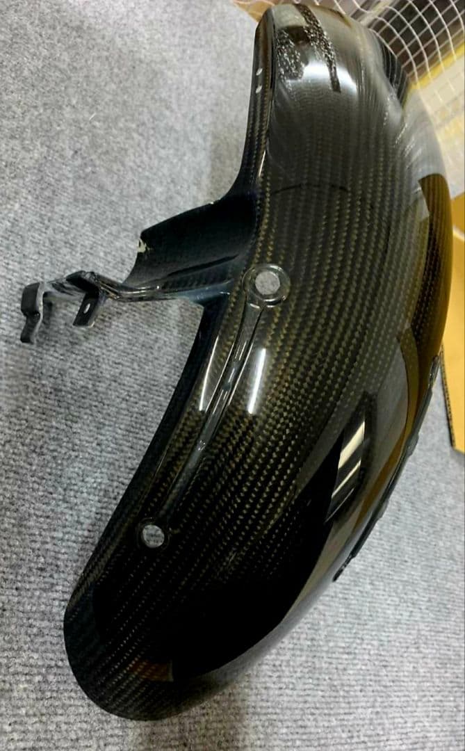 Z９００RS カーボンファイバー フロントフェンダー