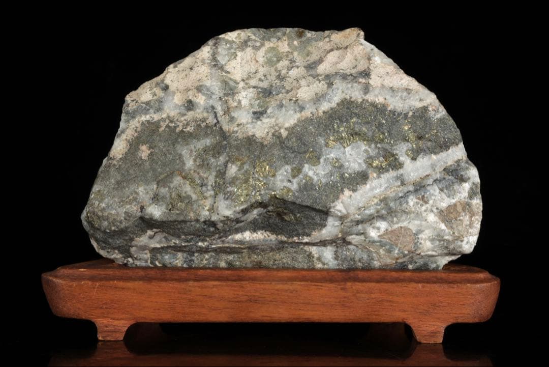 佐渡 金鉱石 原石 標本 鑑賞石 水石 天然石 自然石 飾石 台座付 2135g