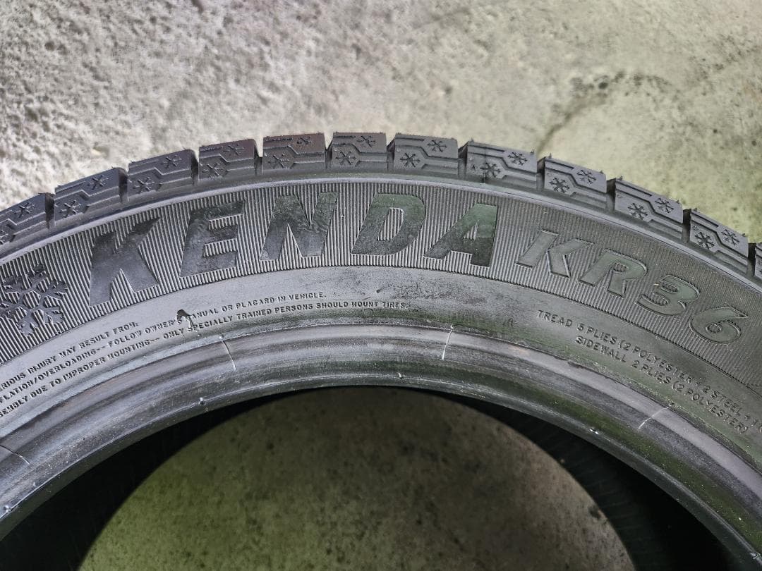 送料込☆2021年製KENDA ケンダタイヤ 225/55R17 ☆4本