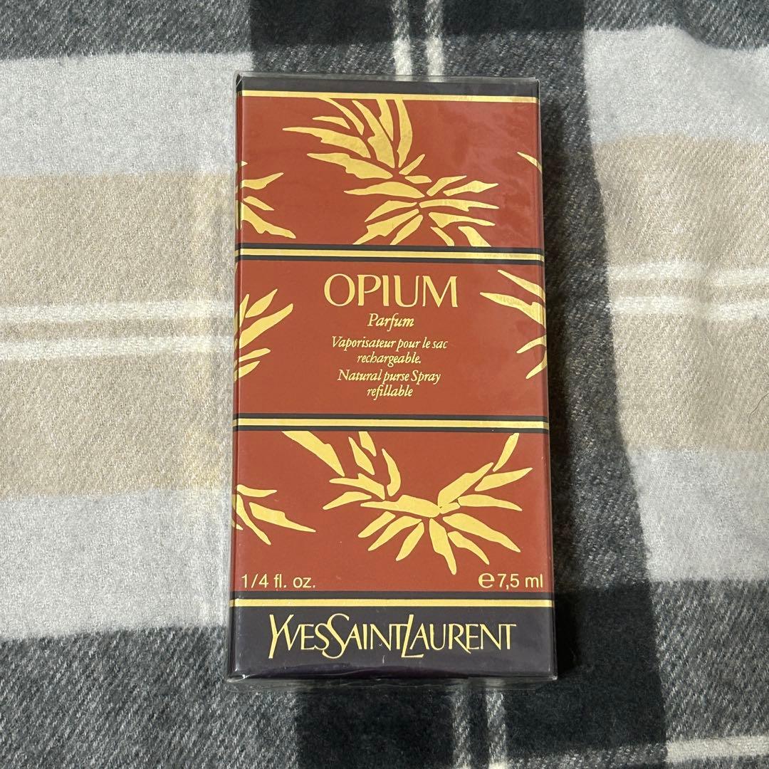 新品未使用　Yves Saint Laurent OPIUM パルファム