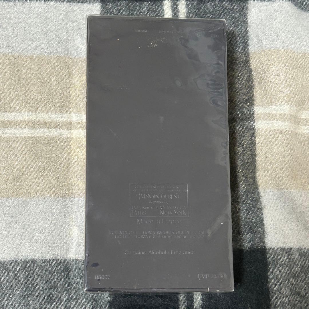 新品未使用　Yves Saint Laurent OPIUM パルファム