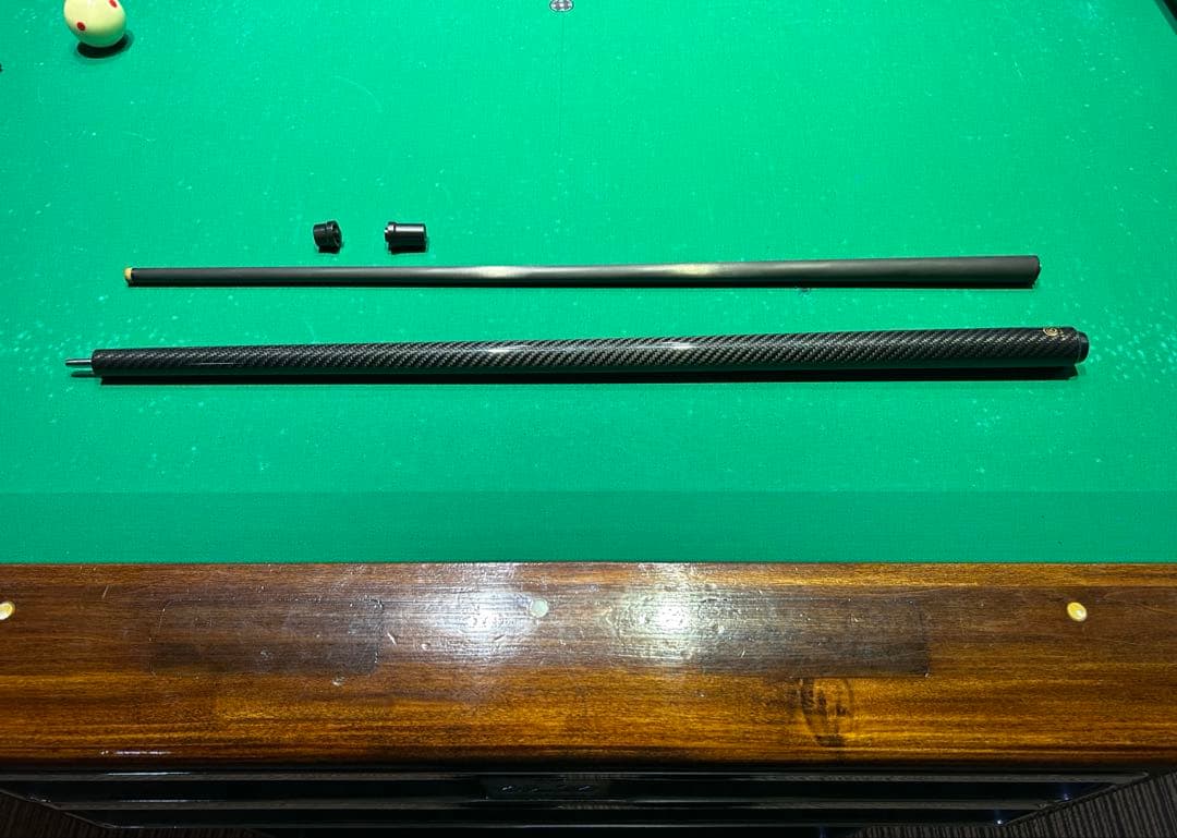ビリヤードキュー　フルカーボン