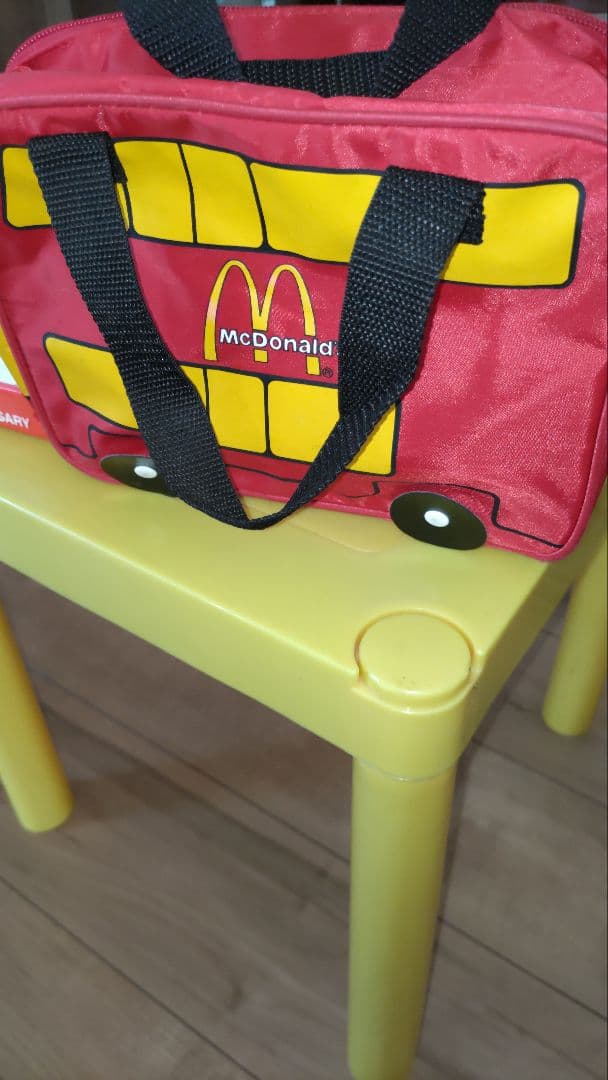 McDonald’s　レアテーブル&ドナルドバスバッグ　ハッピーセットフィギュア
