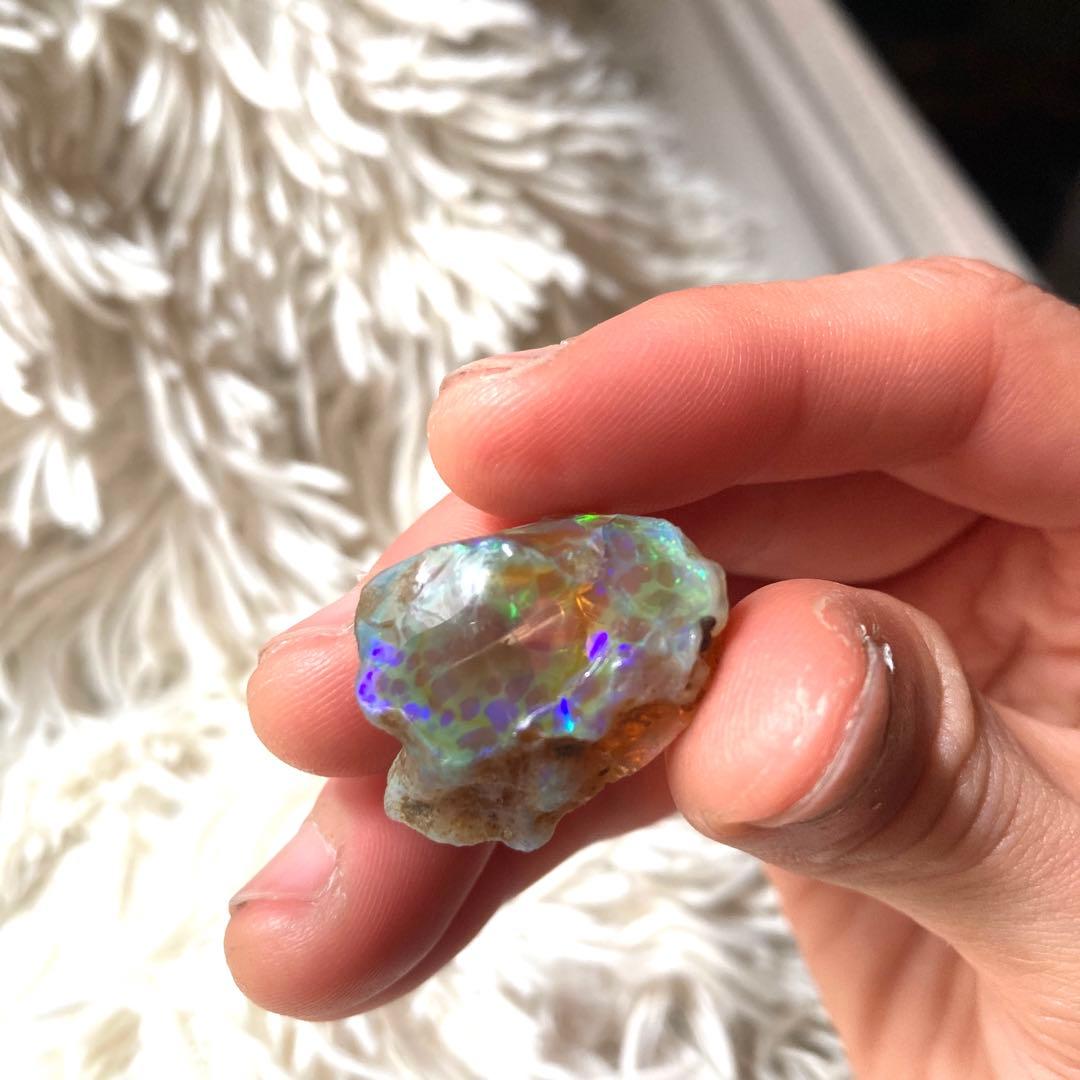 レア★美麗★ 35ct 原石　エチオピアオパール