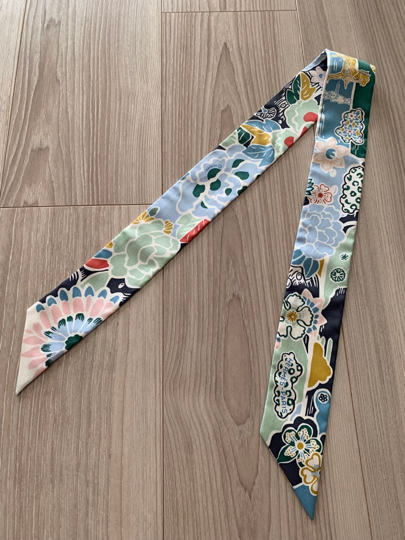 Hermès 紅型ツイリー