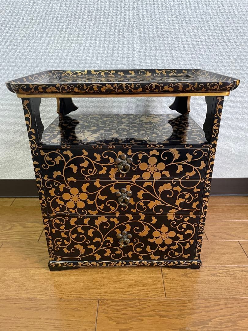 唐草蒔絵櫛台　大名道具