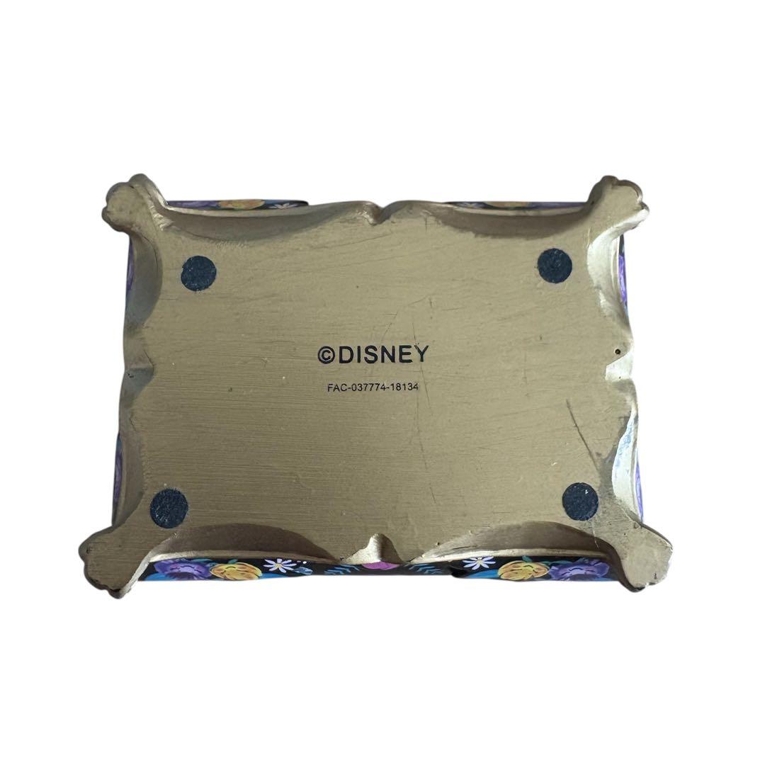 ディズニー　ふしぎの国のアリス　小物入れ