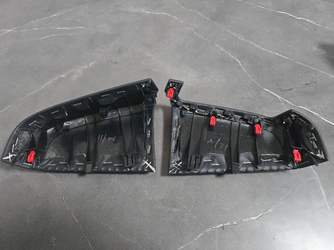 30系 アルファード/ヴェルファイア シフトサイドパネル(合成皮革製) 美品