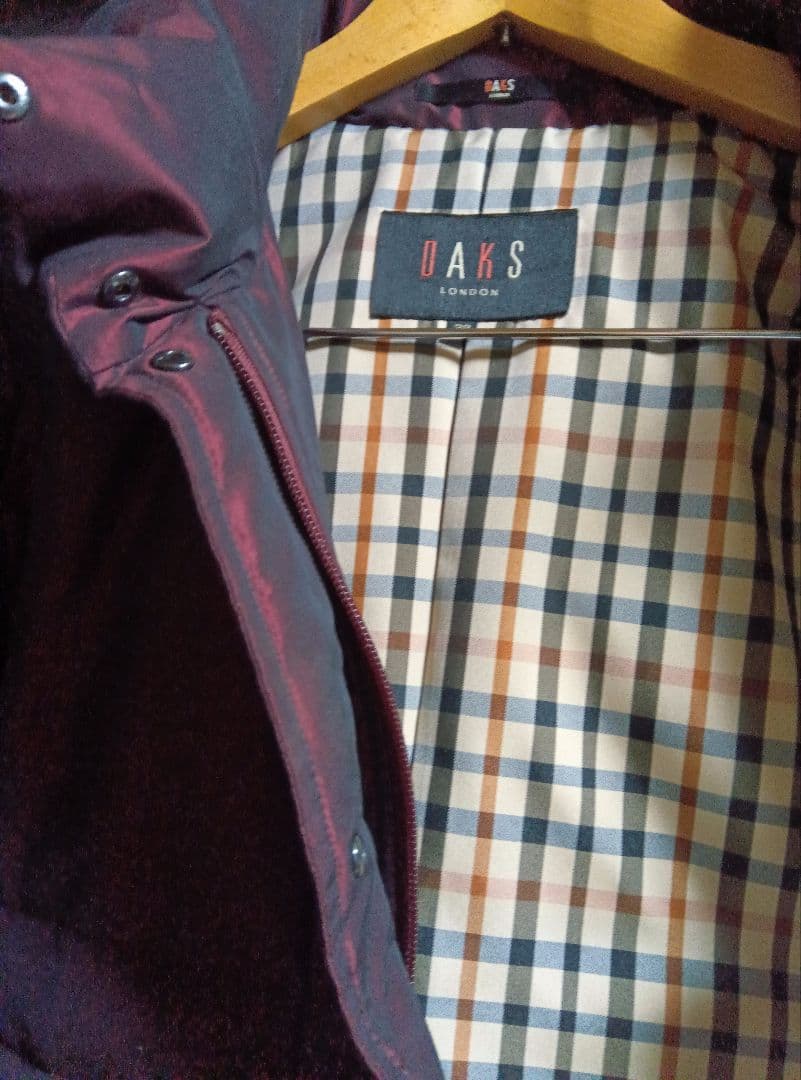 お値下げ致します！ダックスダウンコート渋いワインレッドの色合いです！