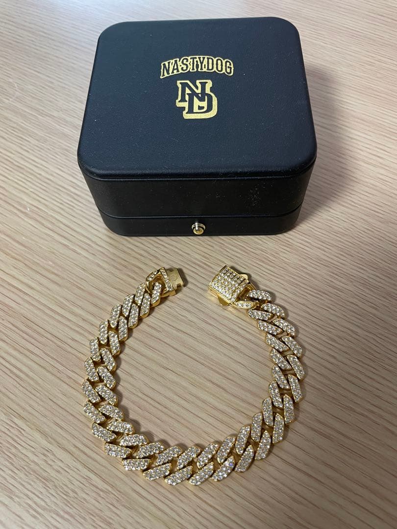 【美品】ナスティードッグ ストーン付きマイアミ ブレスレット