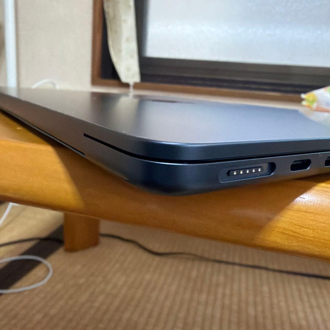 MacBook Air M3 13インチ16GB256GBミッドナイトJIS箱付