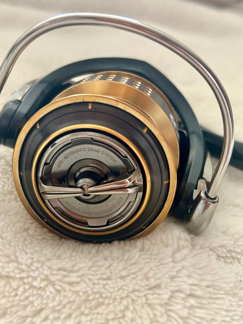 DAIWA EXIST 2505F スピニングリール