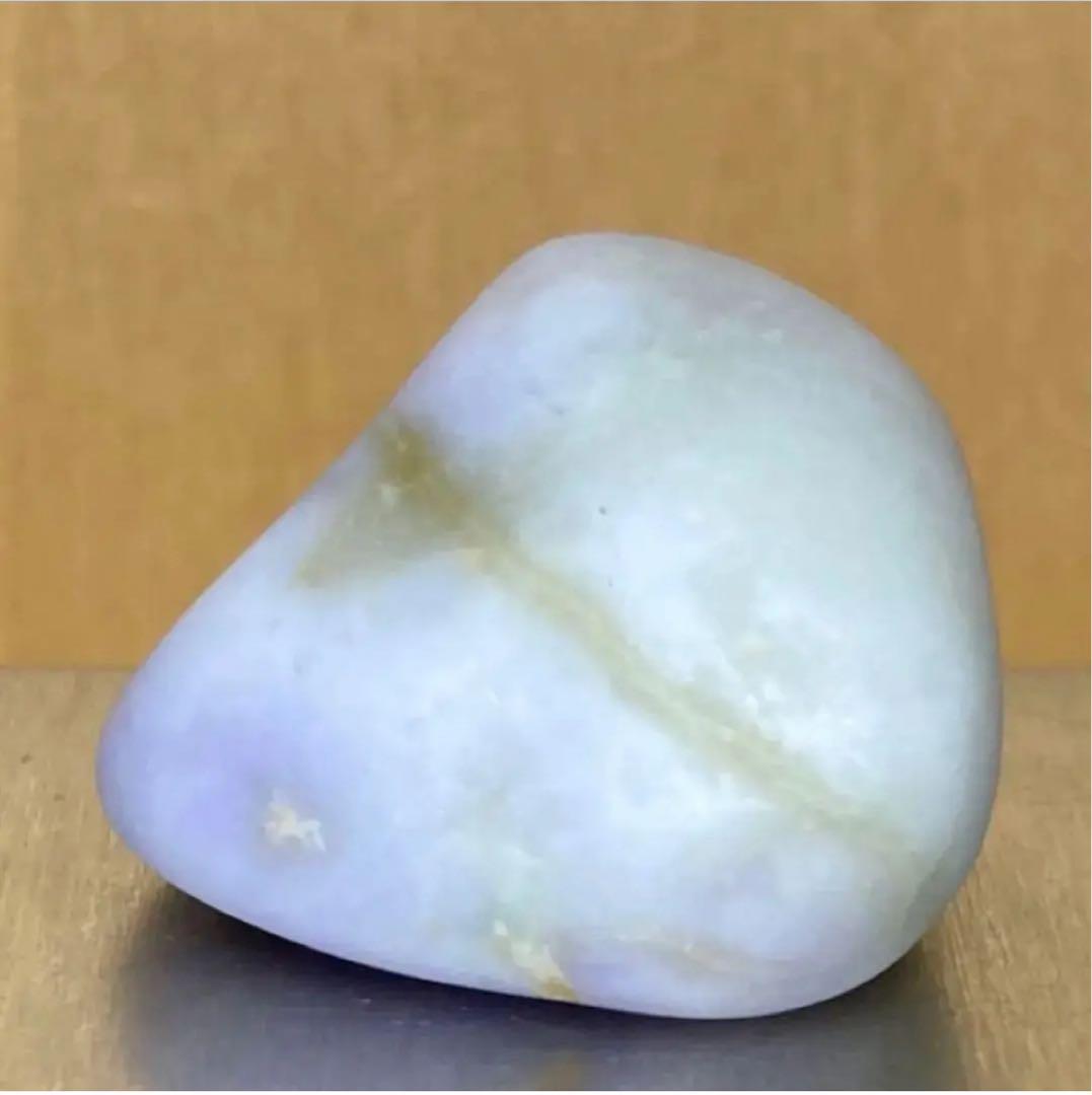 【Premium】　糸魚川翡翠　妖精ラベンダー翡翠　原石　14.1ｇ