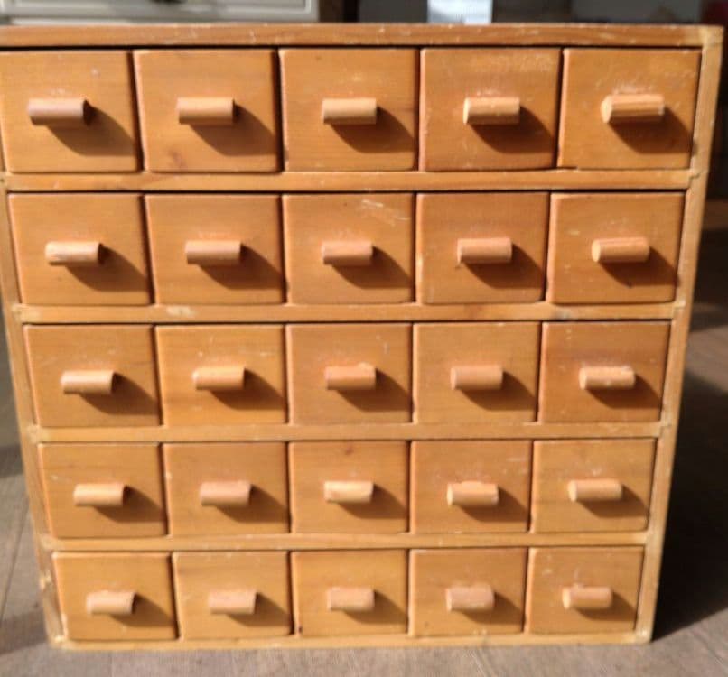 薬棚　薬箪笥　木製　引き出し　アンティーク