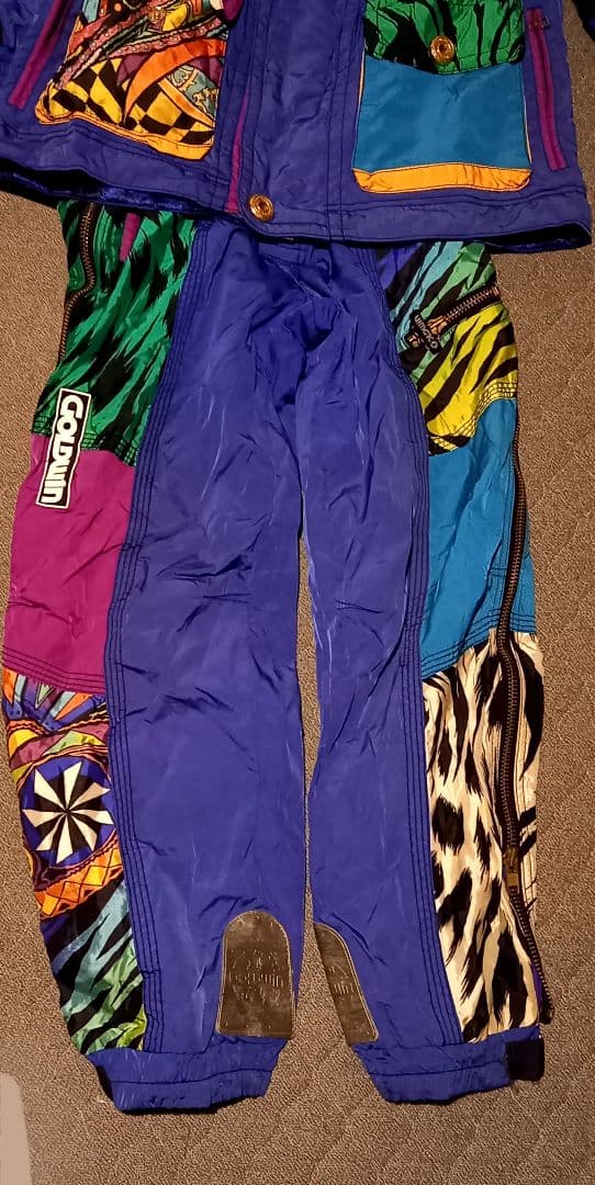 ゴールドウィン　スウェーデン代表　スキーウェア　派手柄　バブリー　上下