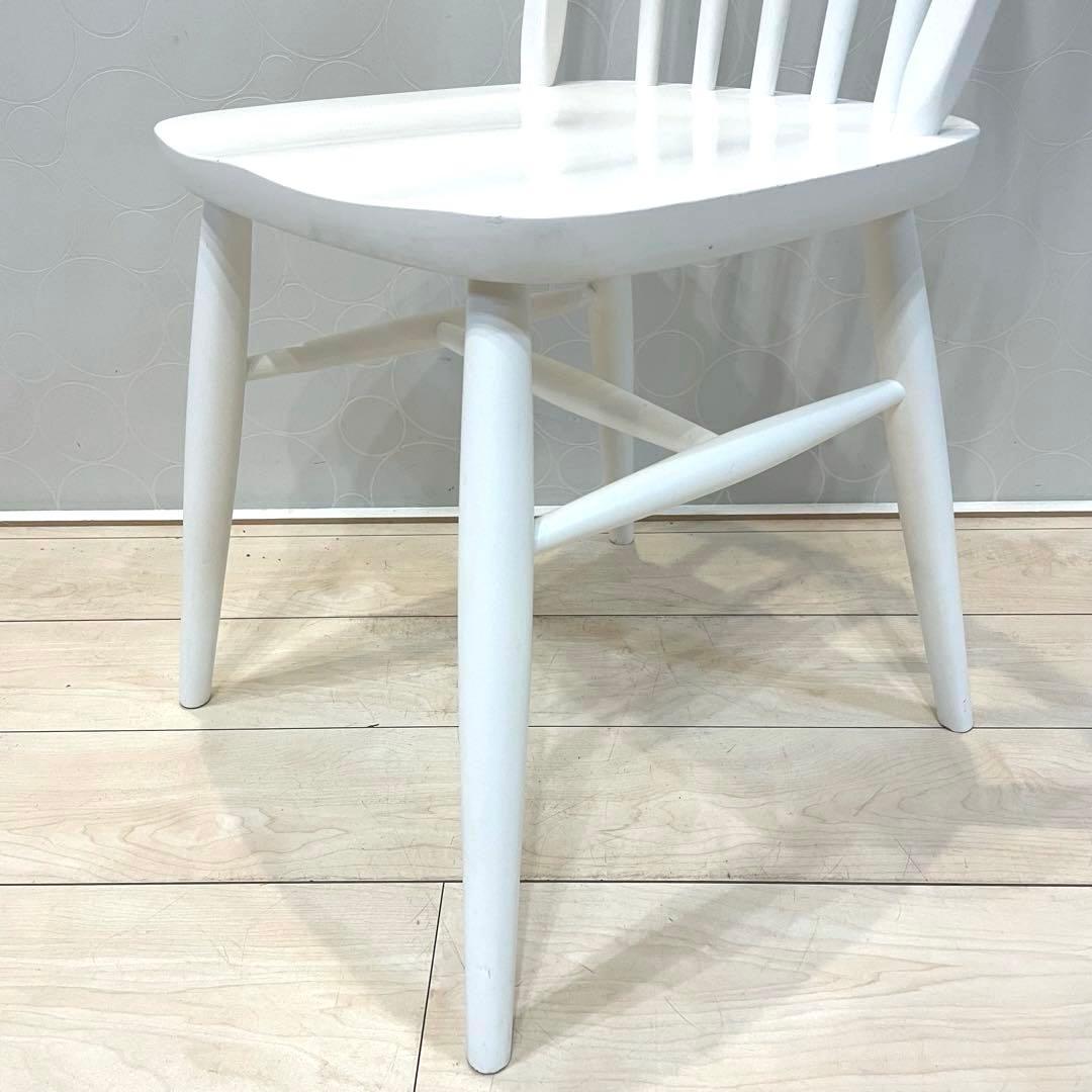 【MOMO NATURAL】 ウィンザーチェア 北欧 ダイニングチェア 椅子　白