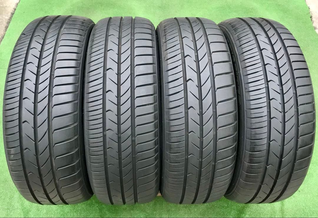 215/60 R17 TOYO TRANPATH mp7 ラジアルタイヤ