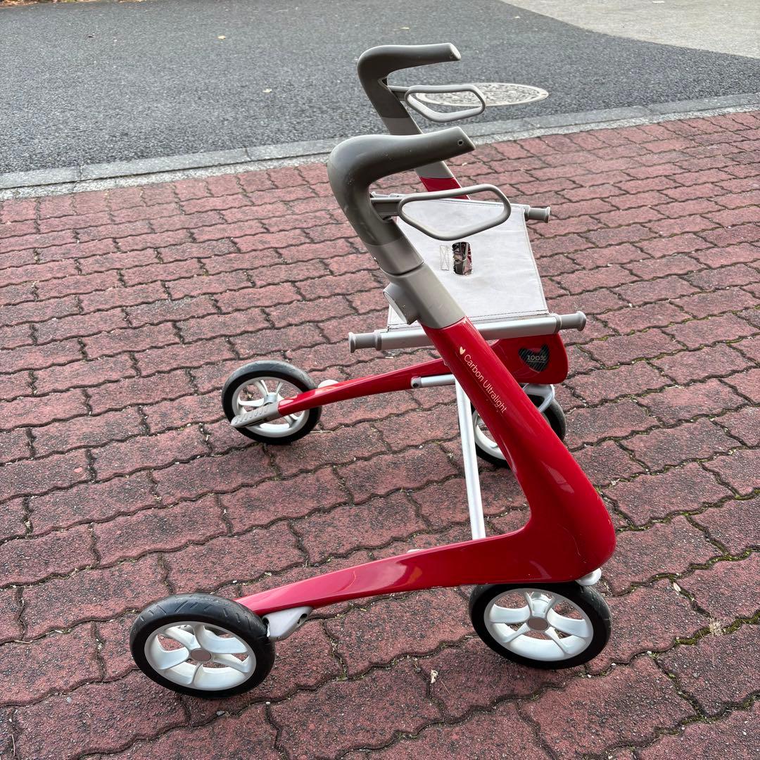byACRE Carbon Ultralight 歩行器　現状品