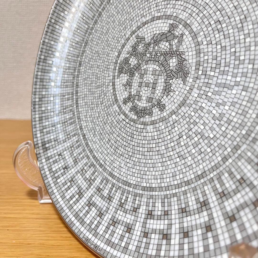 【新品　2枚】エルメス　モザイク 〈ゴールド・プラチナ〉 デザートプレート
