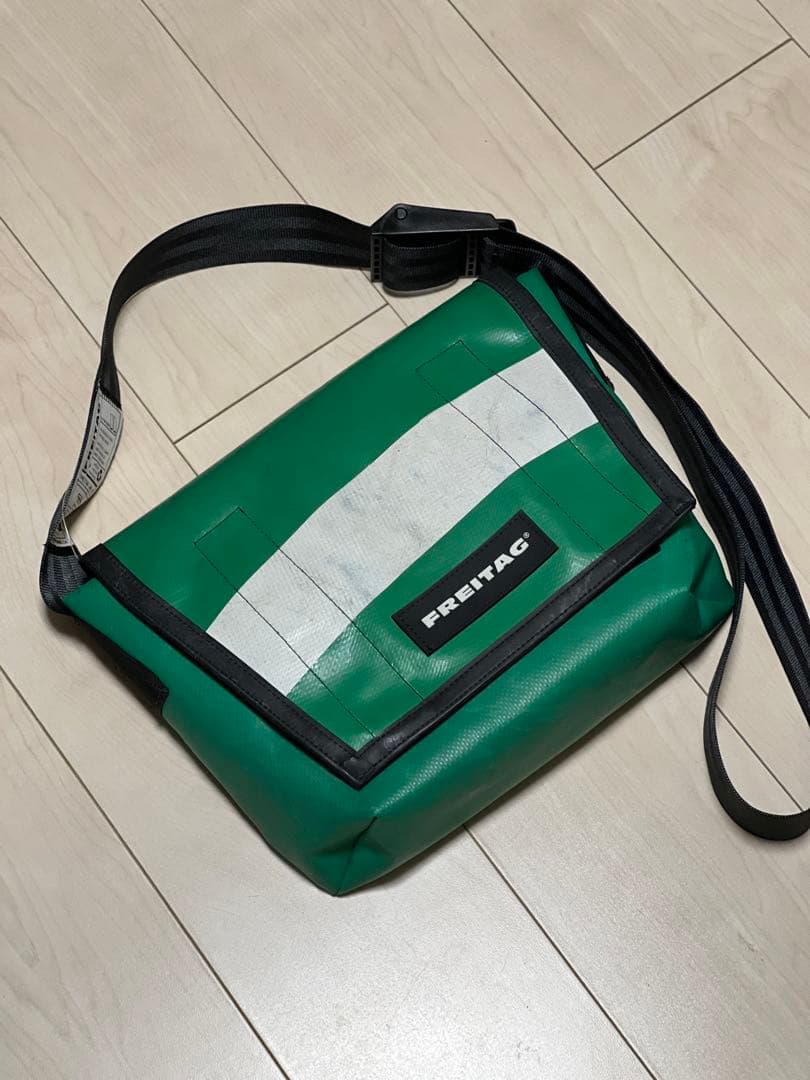 FREITAG LASSIE F11 グリーン メッセンジャーバッグ