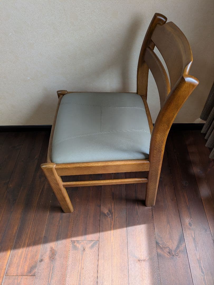 カリモク★ダイニングチェア★2脚セット★レトロモダン★送料無料　③④