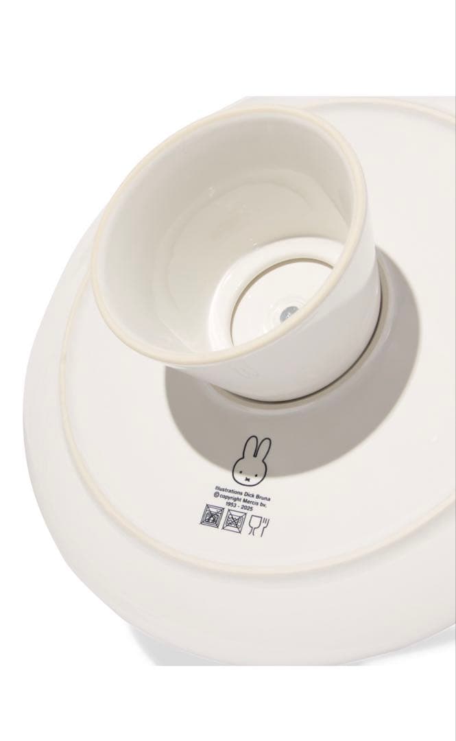 【日本未発売】ミッフィー　ケーキスタンド　アフタヌーンティー　オランダ　現品限り