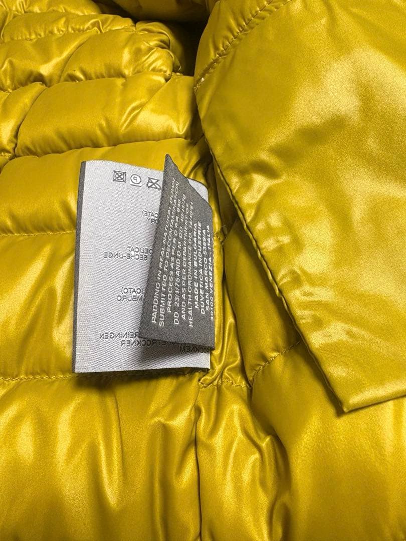 おけい様デュベティカロロピアーナ ダウンジャケット 定価16万