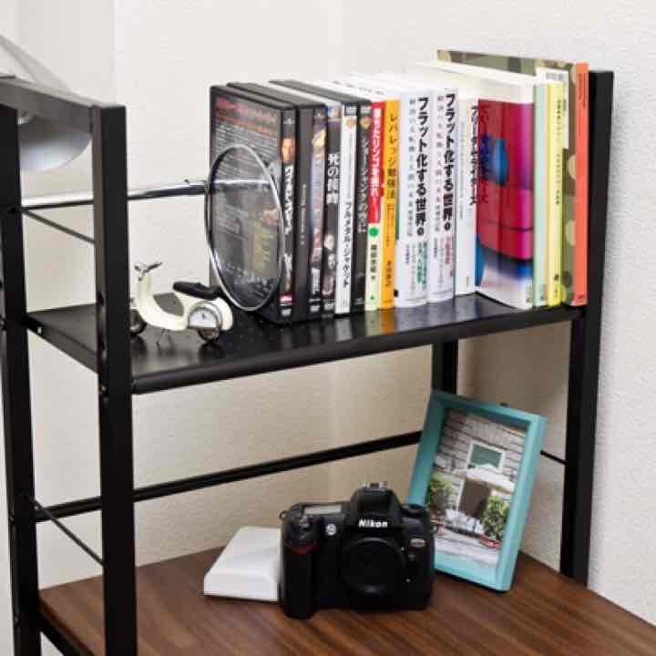 便利！ラック付きデスク