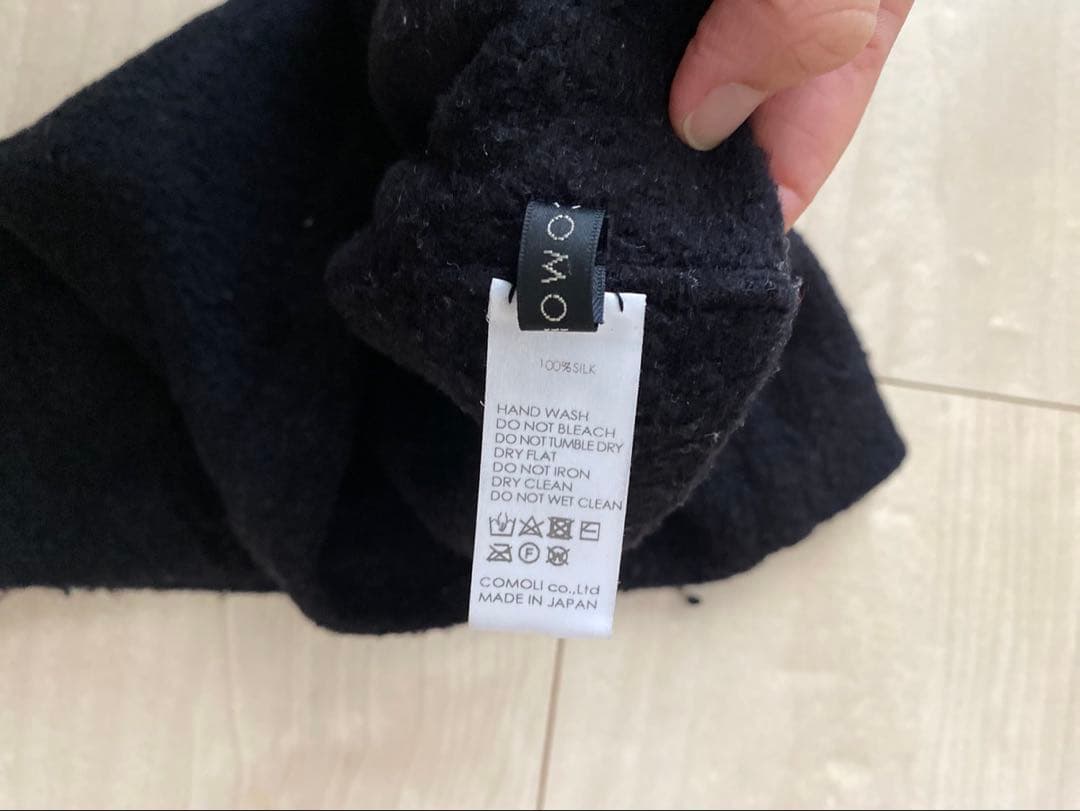 COMOLI ウール100% ブラック ネックウォーマー