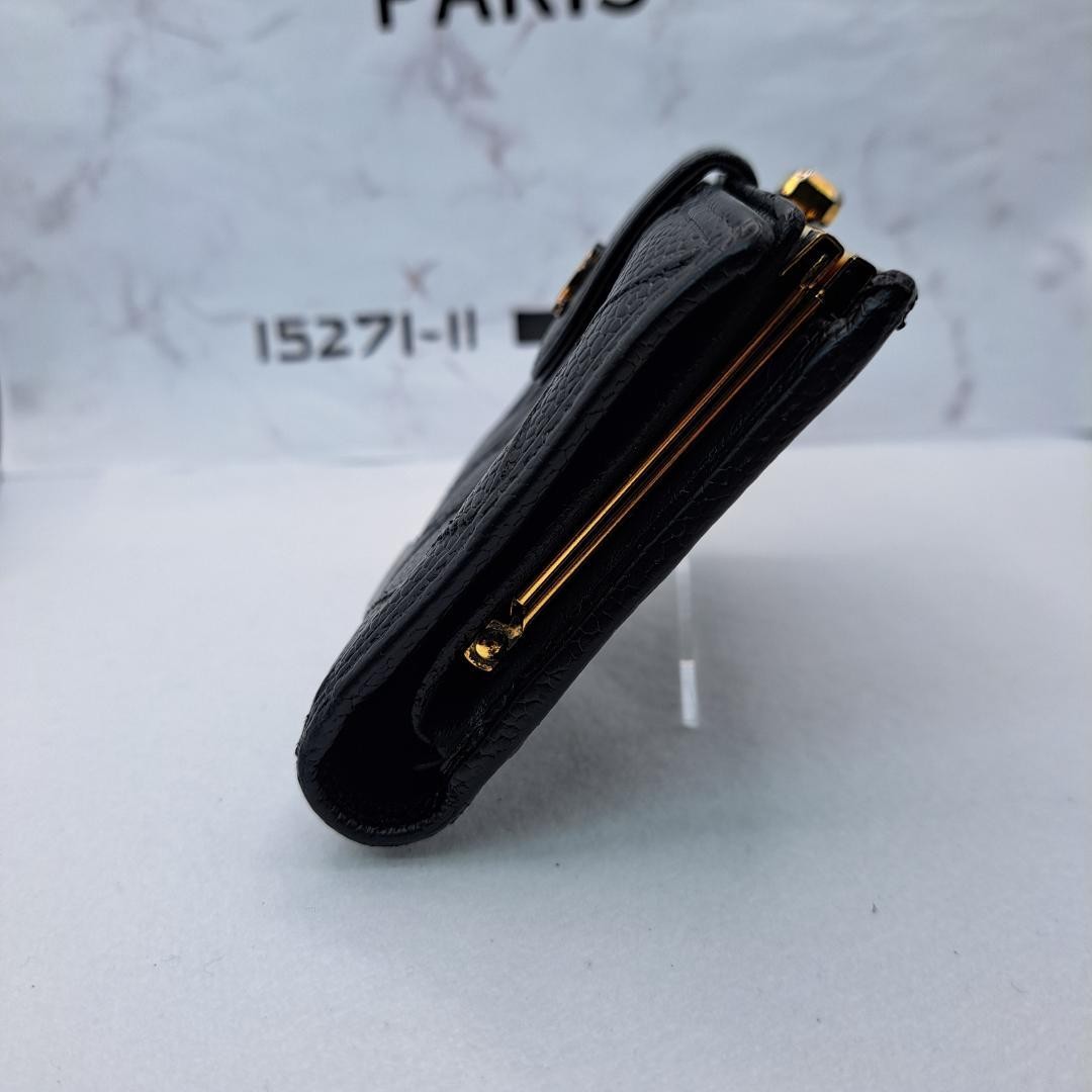CHANEL　ワイルドステッチ　ブラック　二つ折り財布　折り財布　キャビアスキン