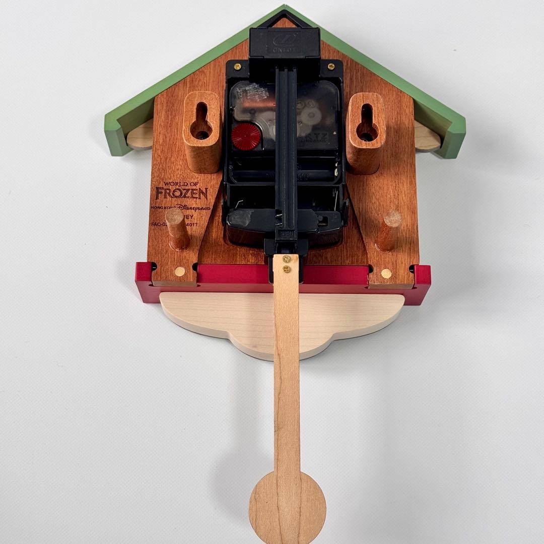アナ雪　アナ　エルサ　壁掛け時計　振り子　香港ディズニー
