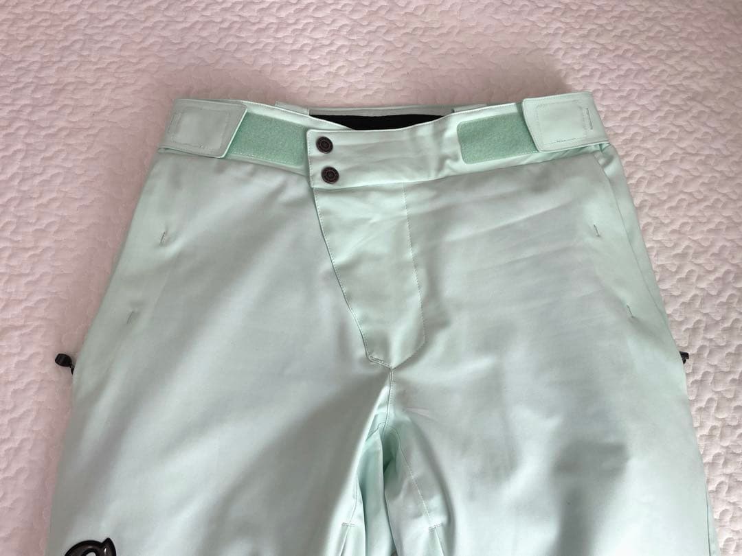 オンヨネ　ONYONE スキーウェア　上下セット　2025-2026 M