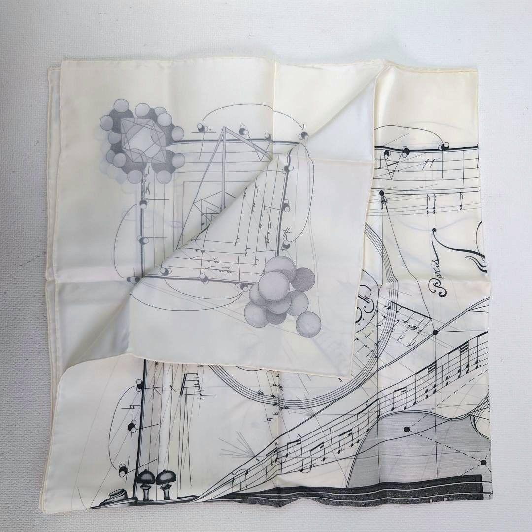 M1216H1 エルメス カレ90 球体が奏でる音楽 スカーフ